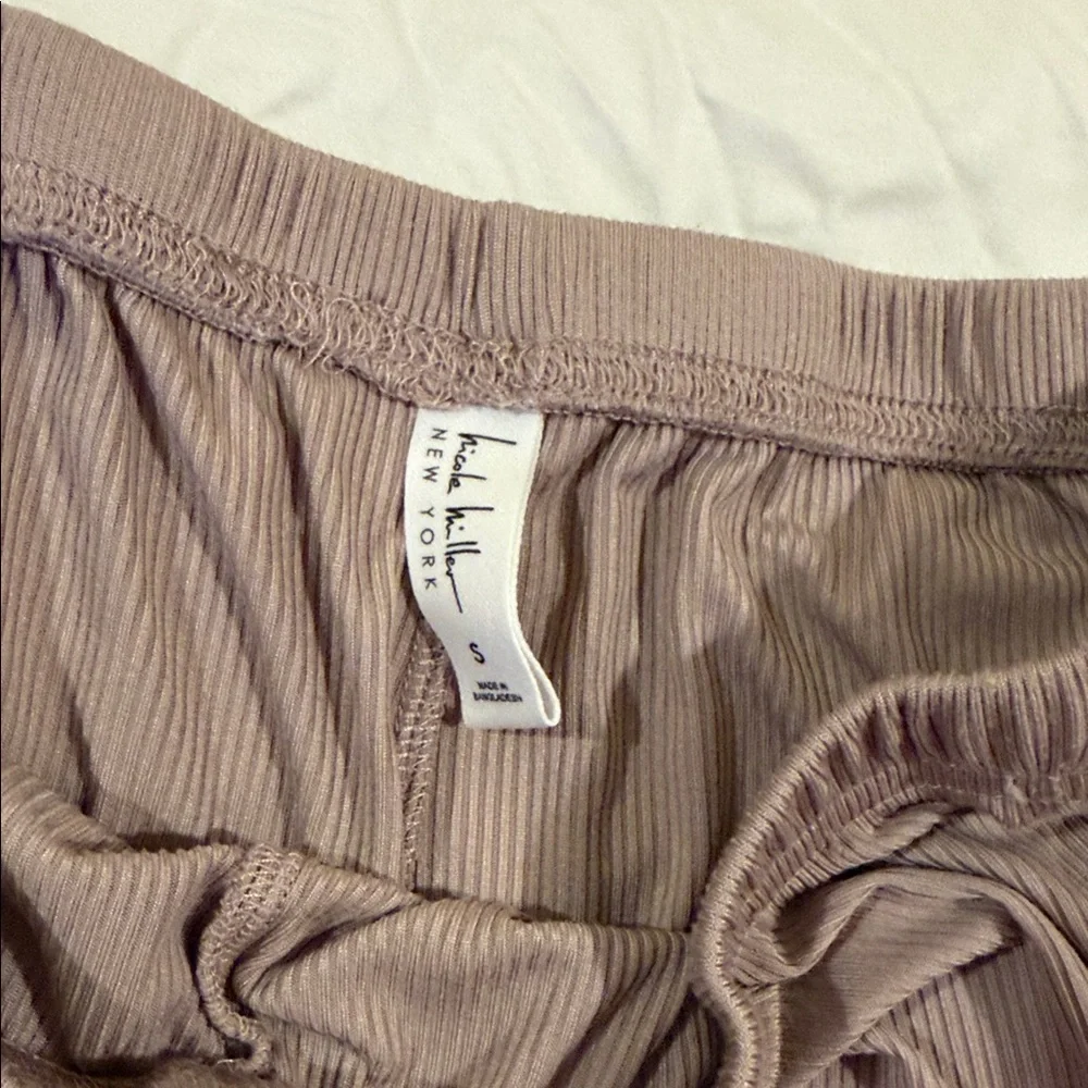 Nicole Miller Taupe Short-Sleeve Pajama Top with White Piping - Picture 8 of 8